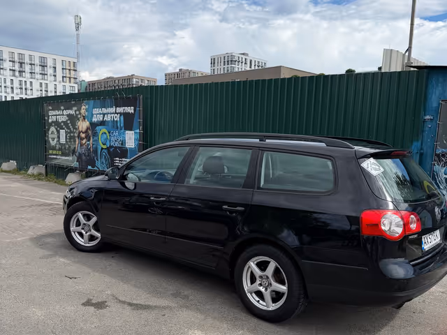 Volkswagen Passat - фото 2