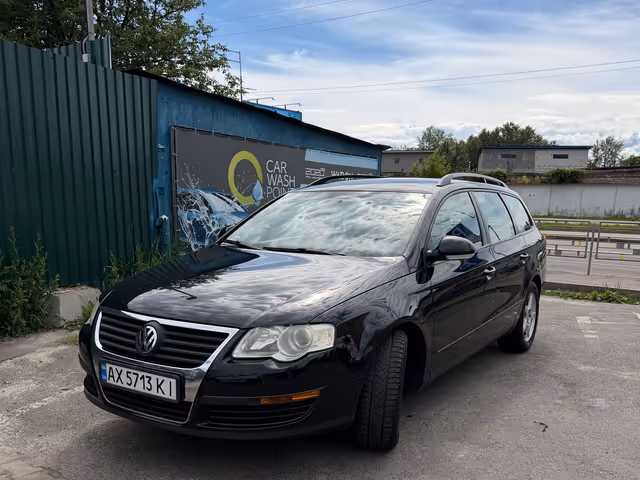 Volkswagen Passat - фото 1