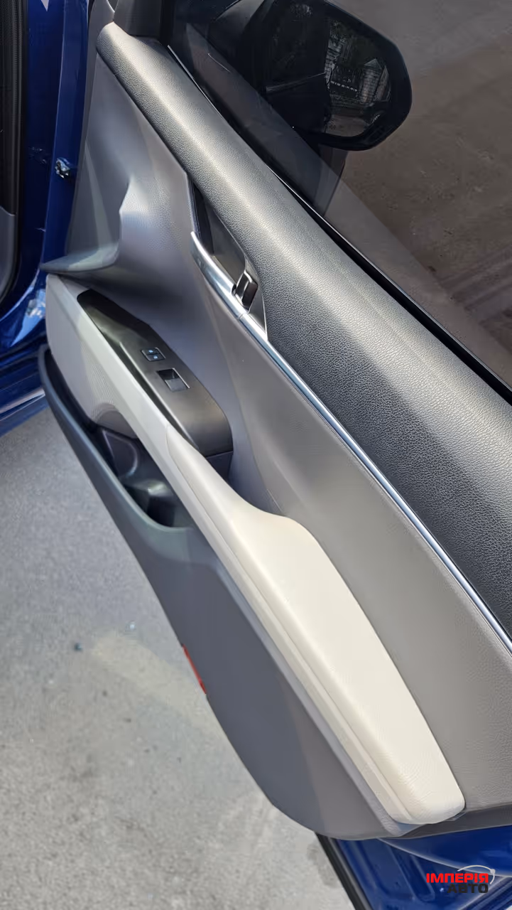 Toyota Camry - фото 17