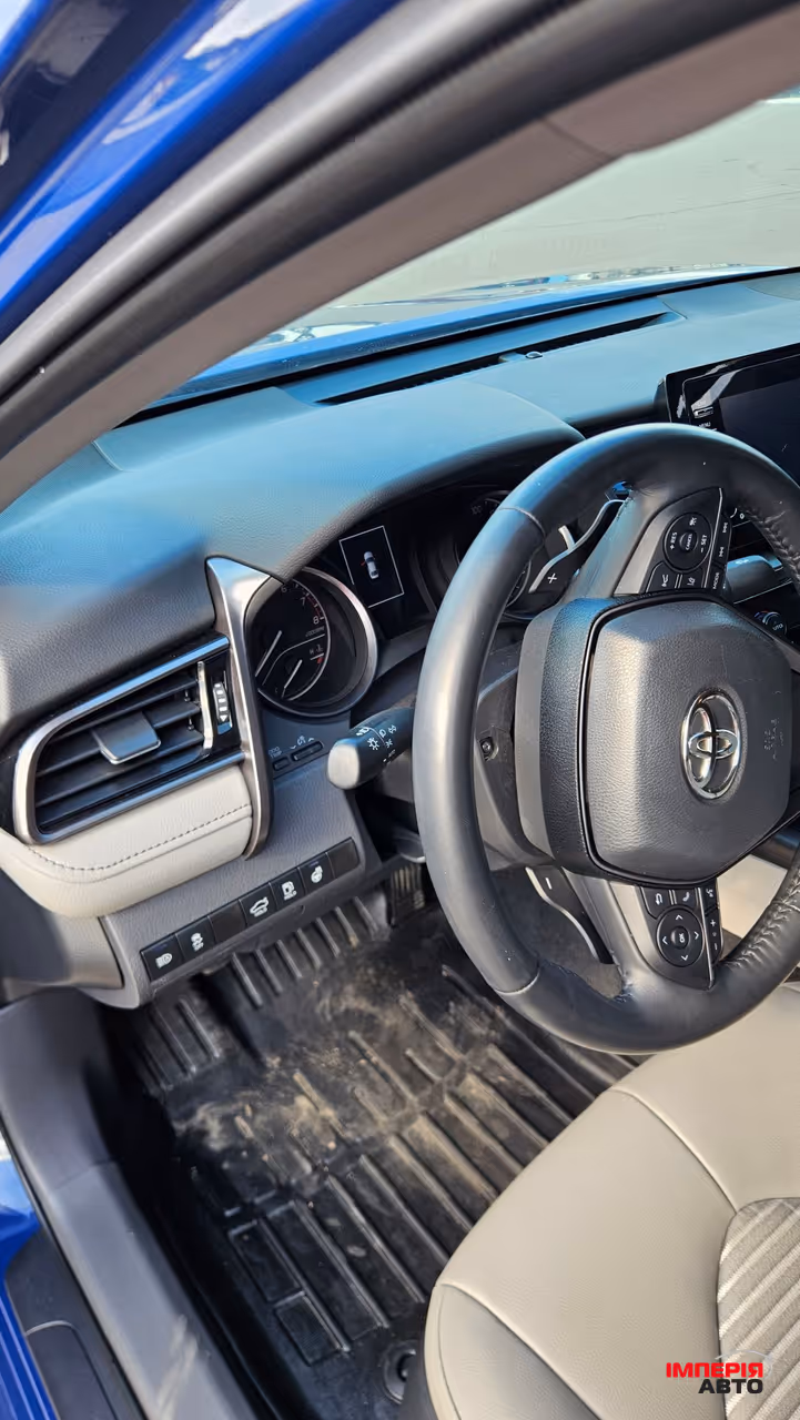 Toyota Camry - фото 11