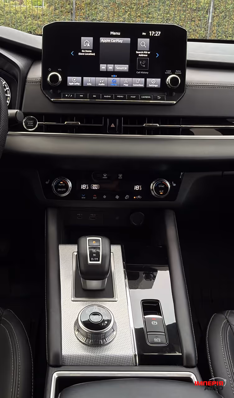 Mitsubishi Outlander - фото 12