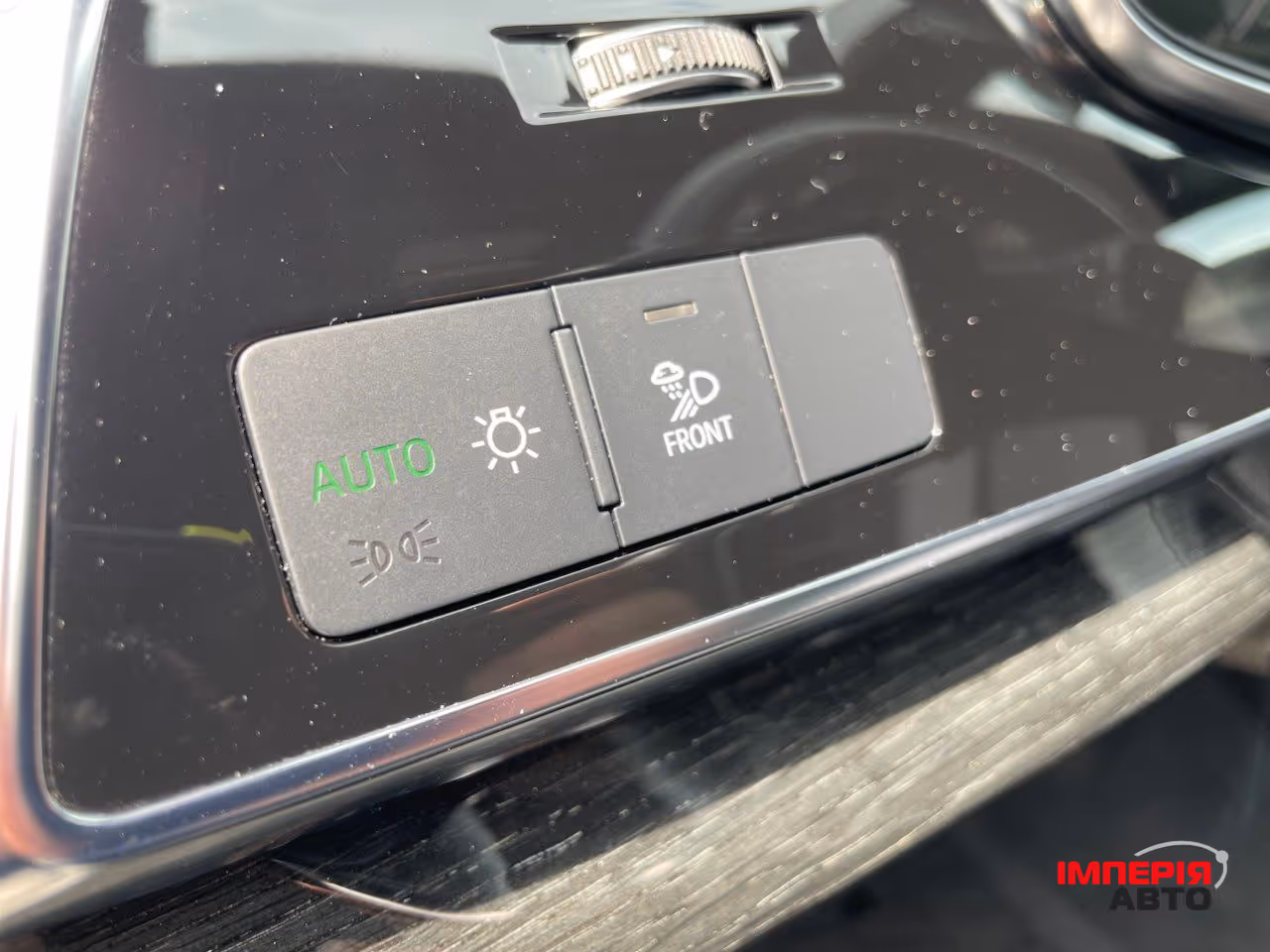 Audi Q7 - фото 15