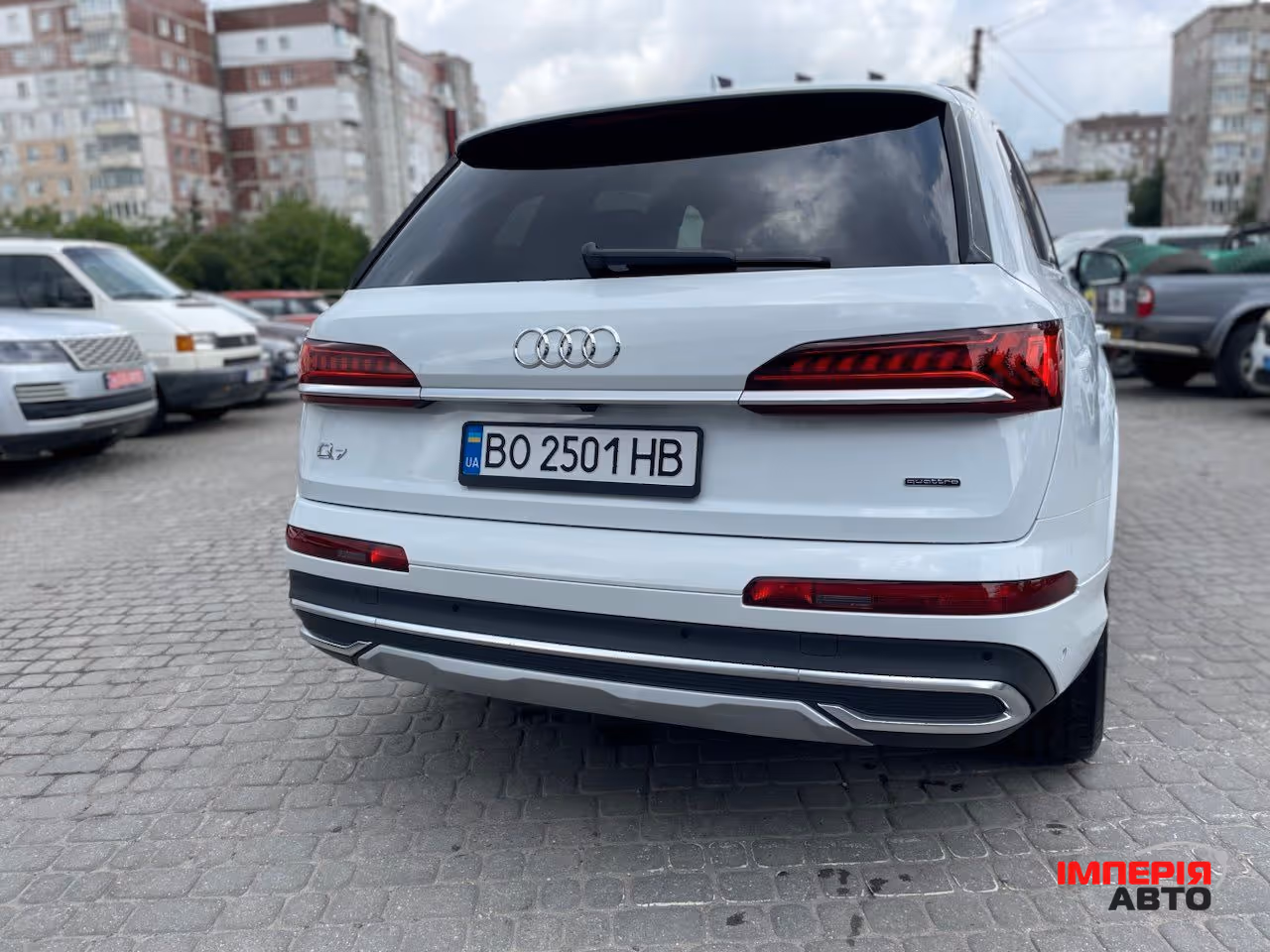 Audi Q7 - фото 4