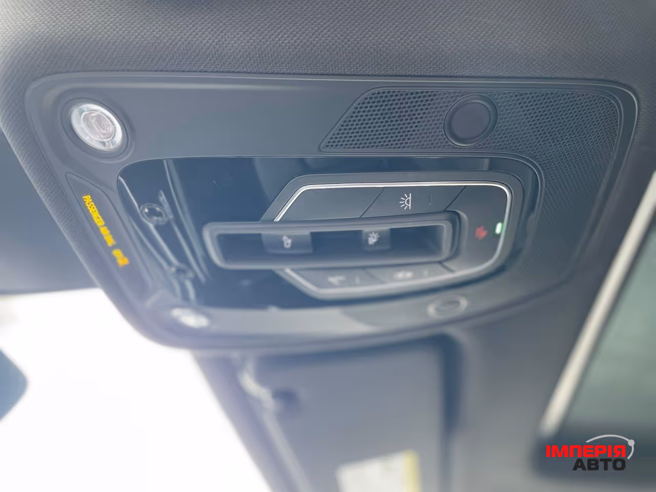 Audi Q7 - фото 24