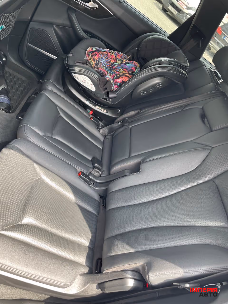 Audi Q7 - фото 29