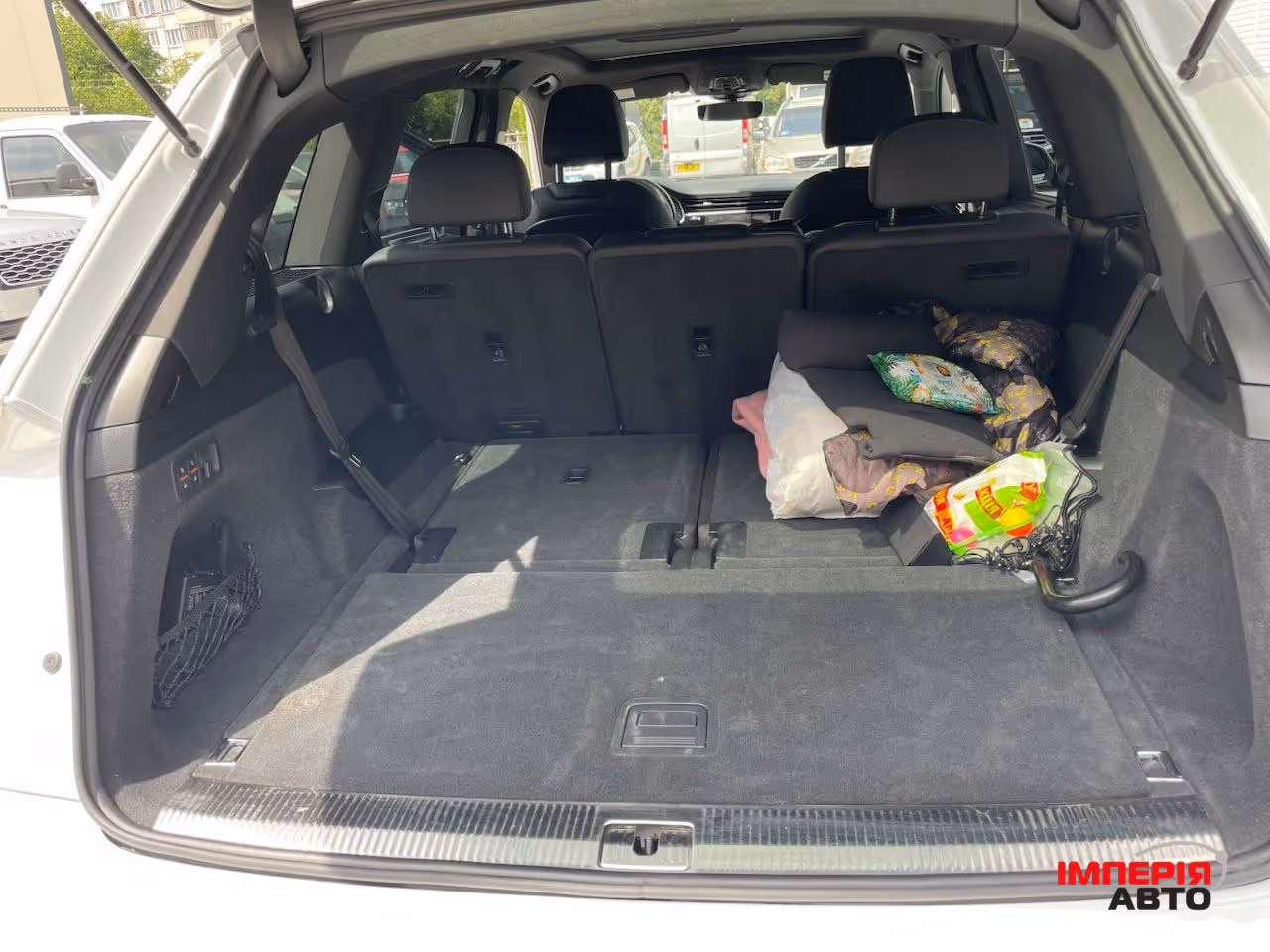 Audi Q7 - фото 30