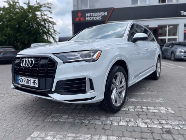 Audi Q7 - фото 2