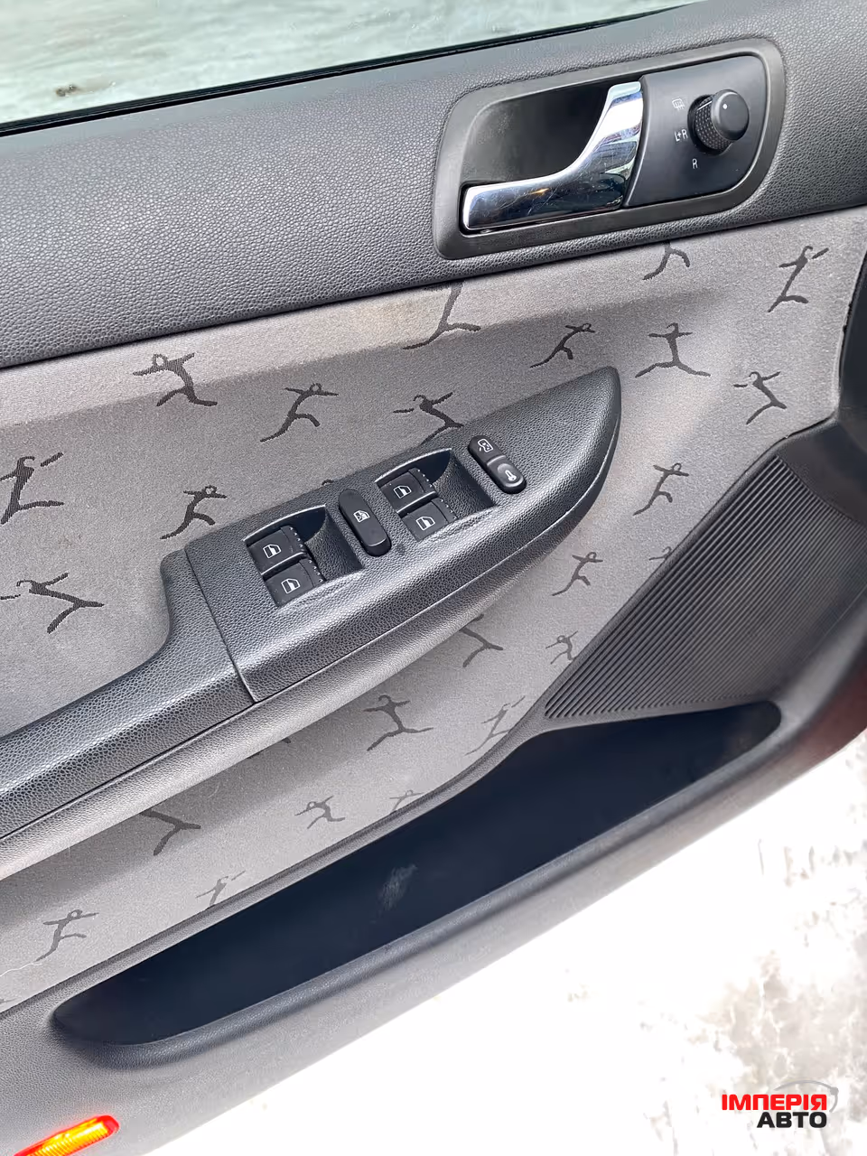 Skoda Fabia - фото 12