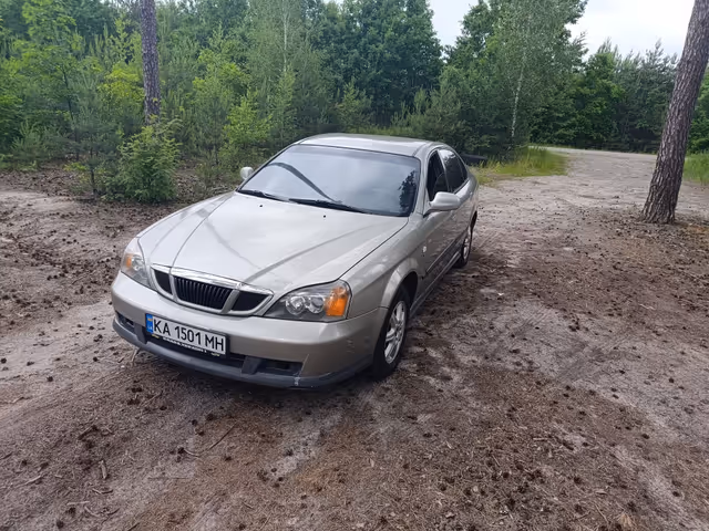 Chevrolet Evanda - фото 2