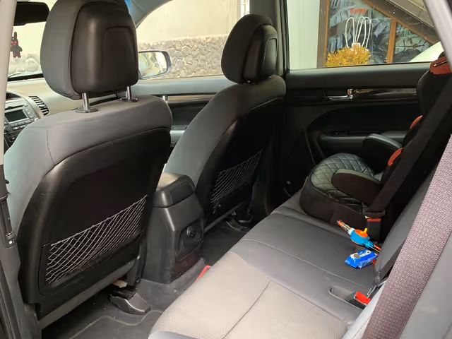 Kia Sorento - фото 5