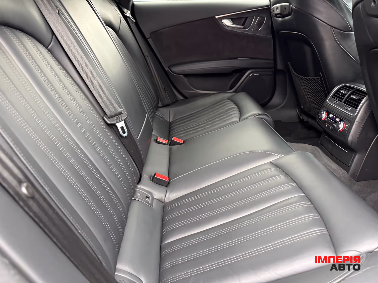 Audi A7 - фото 11