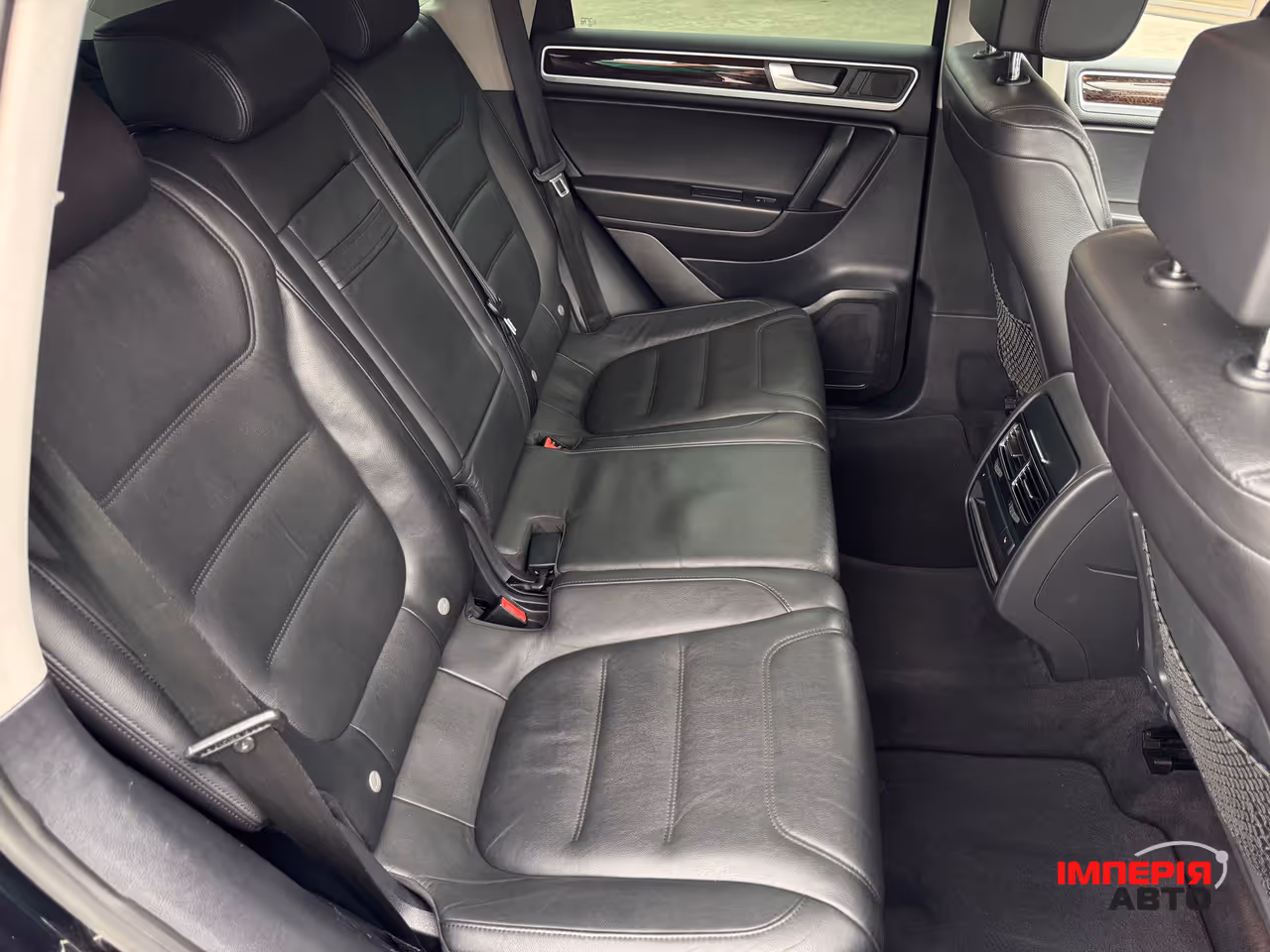 Volkswagen Touareg - фото 37