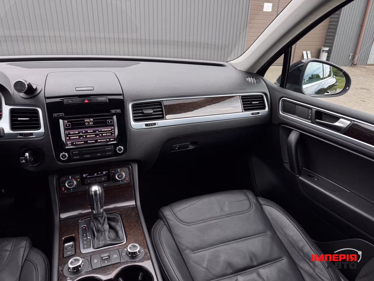 Volkswagen Touareg - фото 31