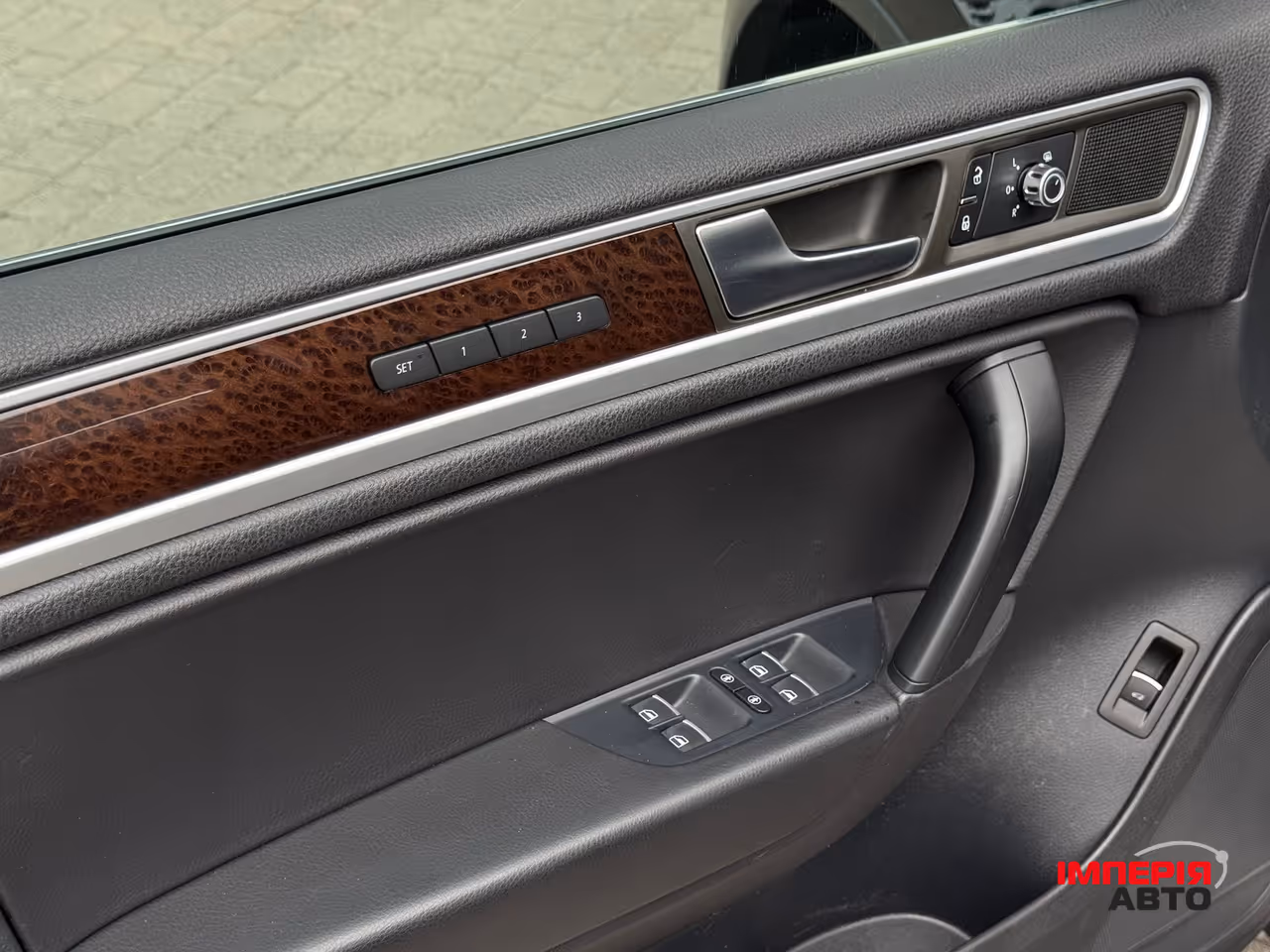 Volkswagen Touareg - фото 16