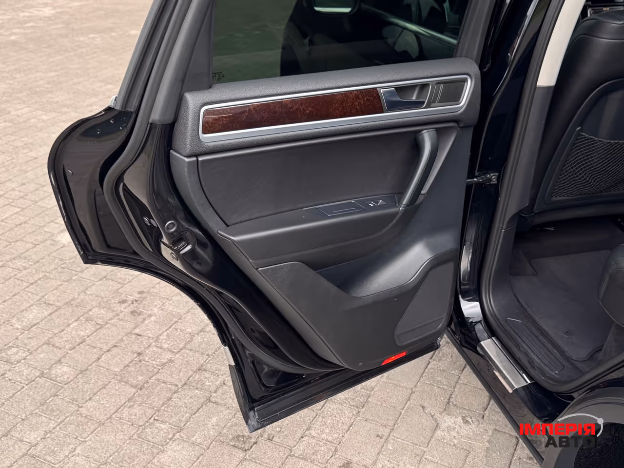 Volkswagen Touareg - фото 21