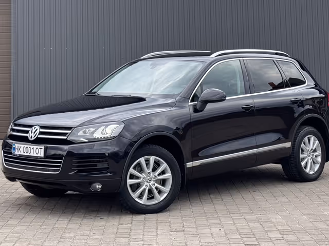 Volkswagen Touareg - фото 2