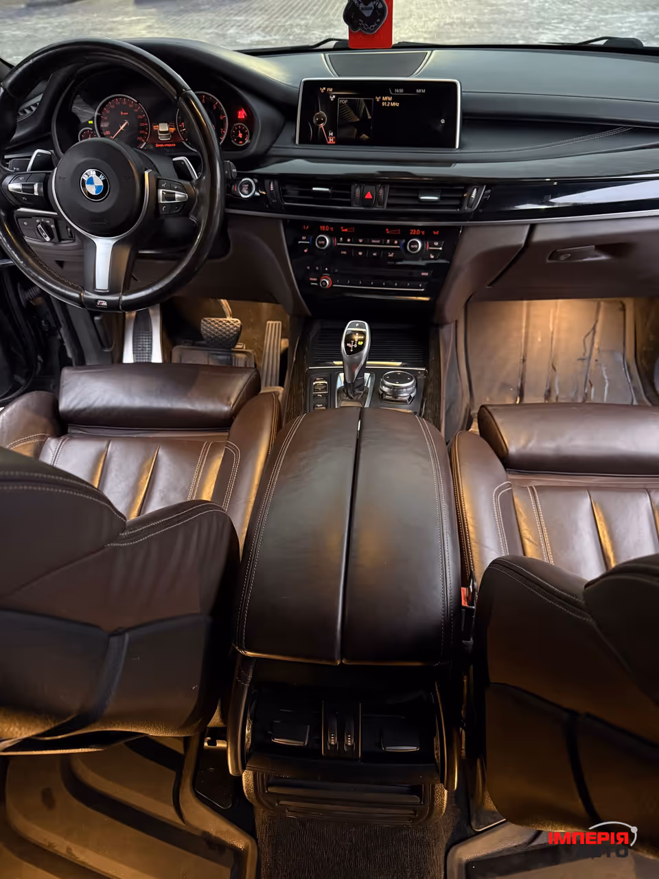 BMW X5 - фото 10