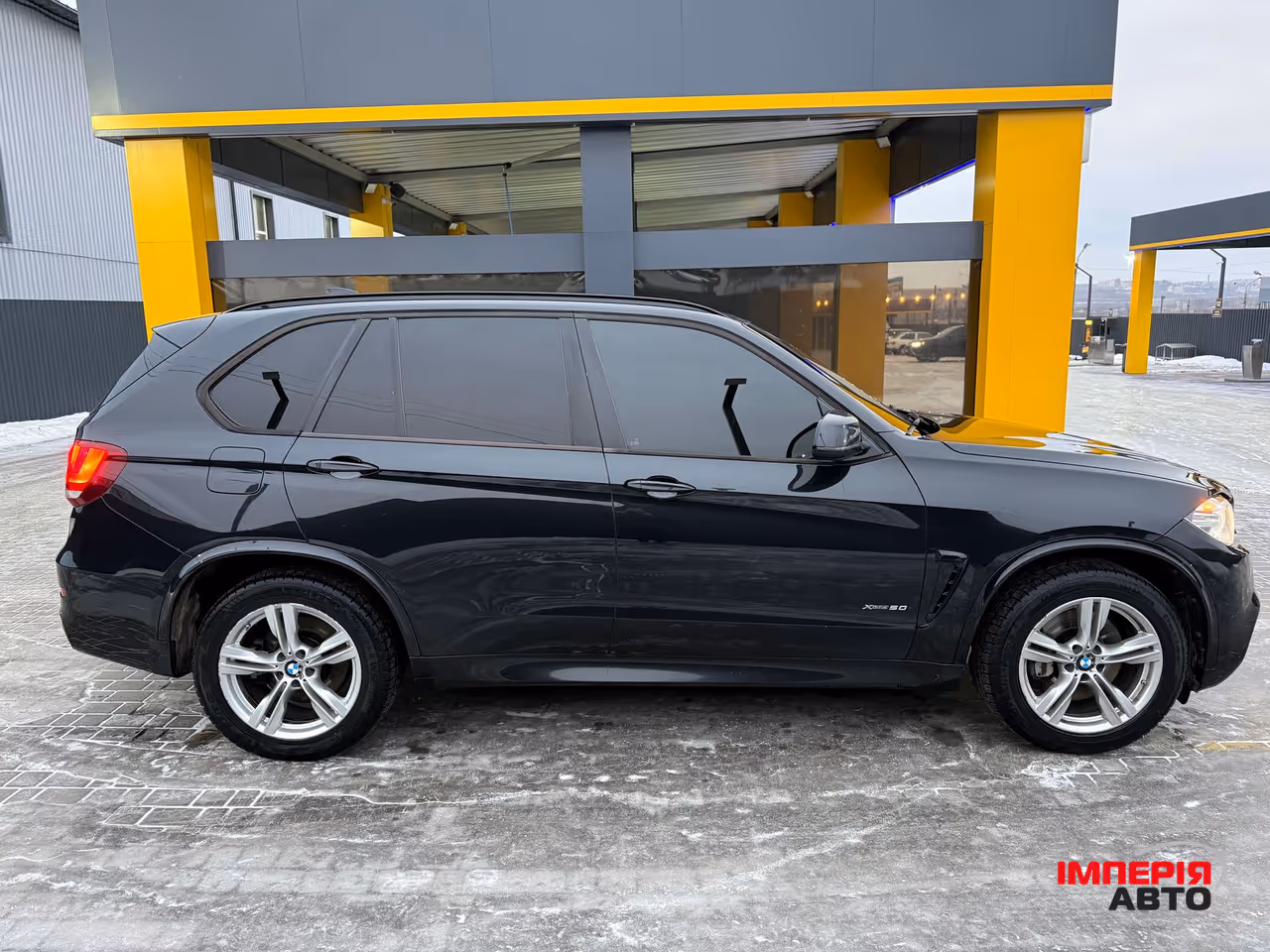 BMW X5 - фото 2