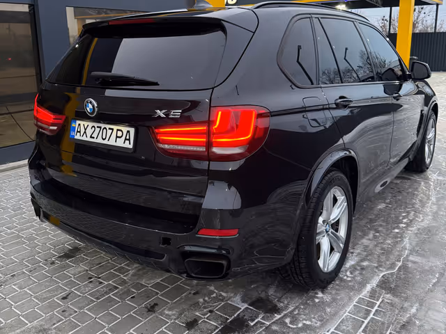 BMW X5 - фото 3