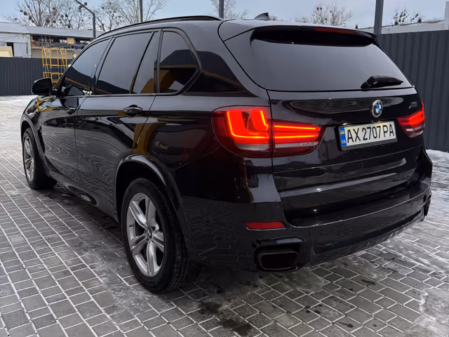 BMW X5 - фото 4