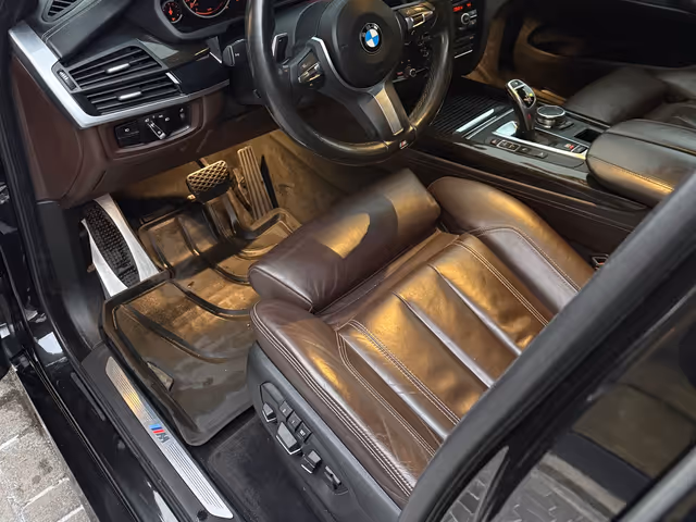 BMW X5 - фото 5