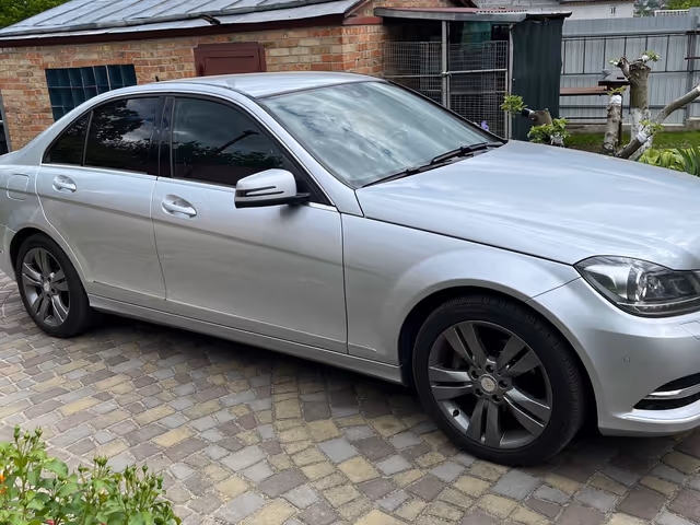 Mercedes-Benz C-Класс - фото 2