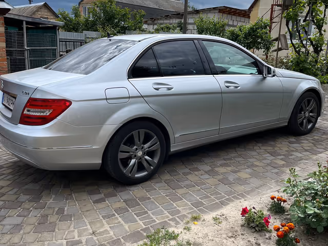 Mercedes-Benz C-Класс - фото 5