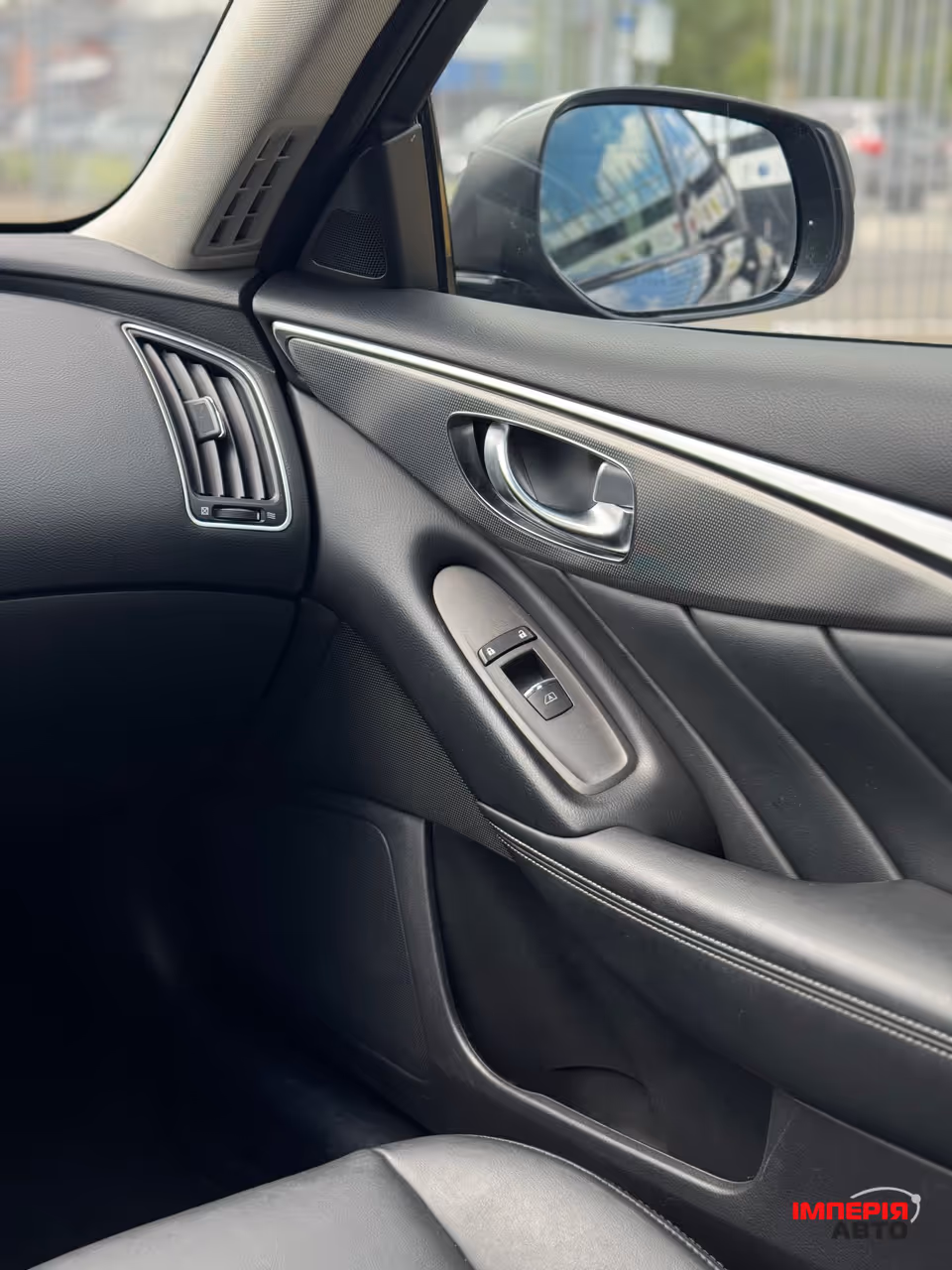 Infiniti Q50 - фото 16