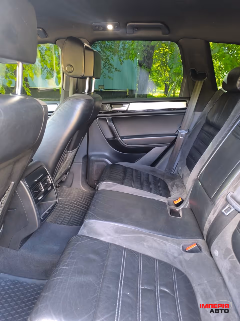 Volkswagen Touareg - фото 24