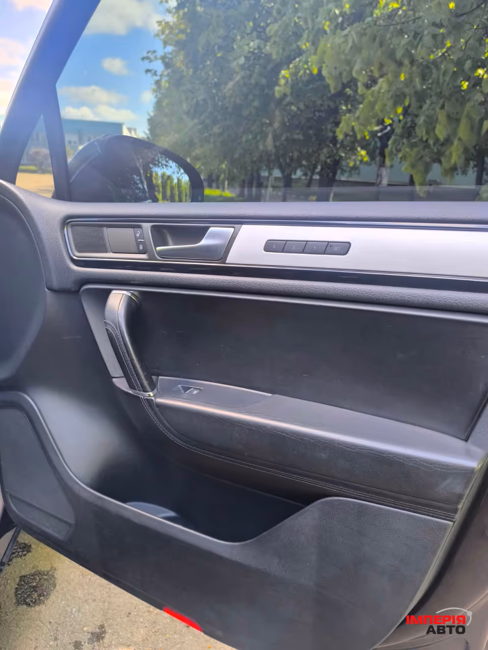 Volkswagen Touareg - фото 20