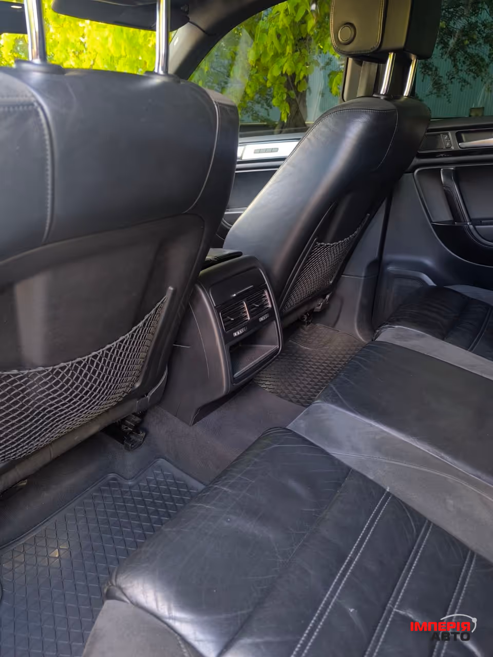 Volkswagen Touareg - фото 25