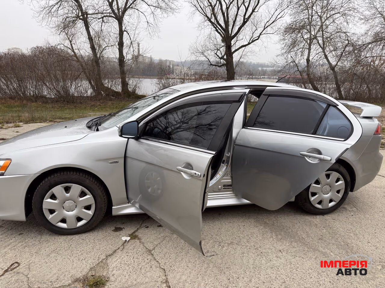 Mitsubishi Lancer - фото 22