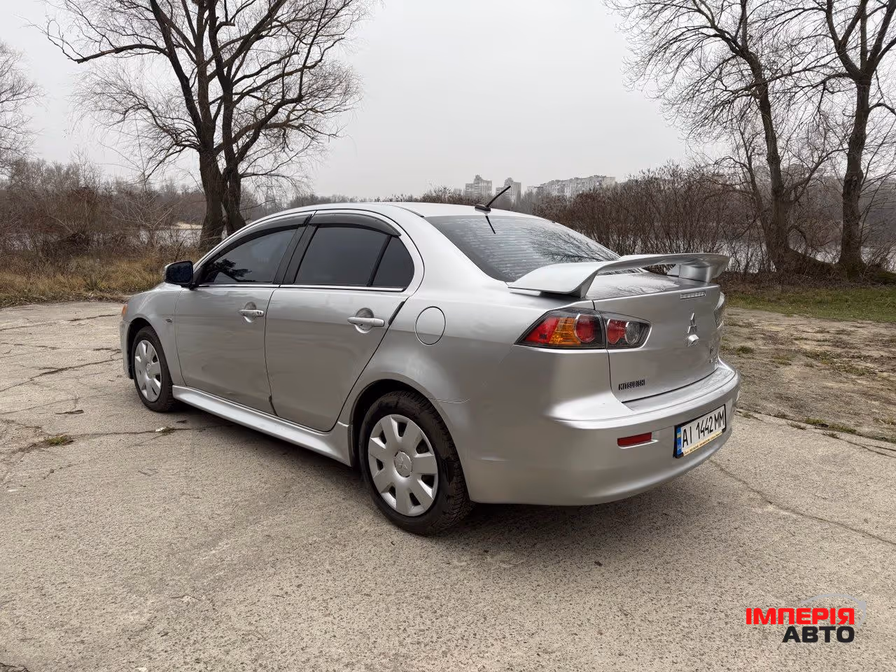 Mitsubishi Lancer - фото 2