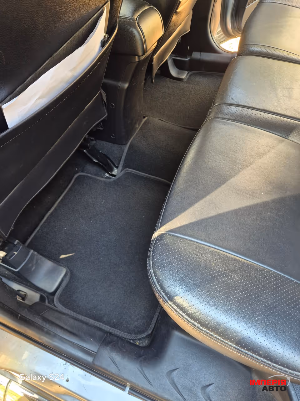 Peugeot 4007 - фото 8