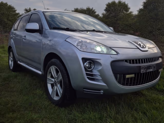 Peugeot 4007 - фото 3