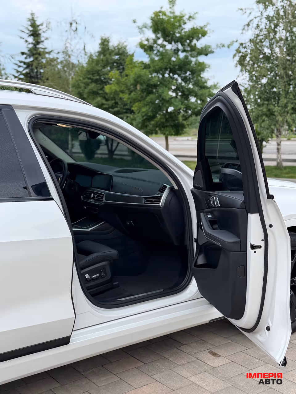 BMW X7 - фото 21