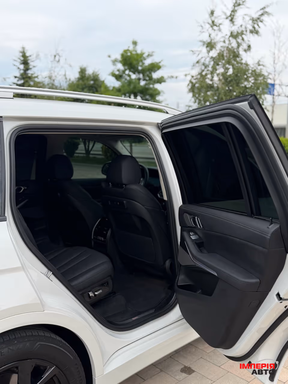 BMW X7 - фото 28