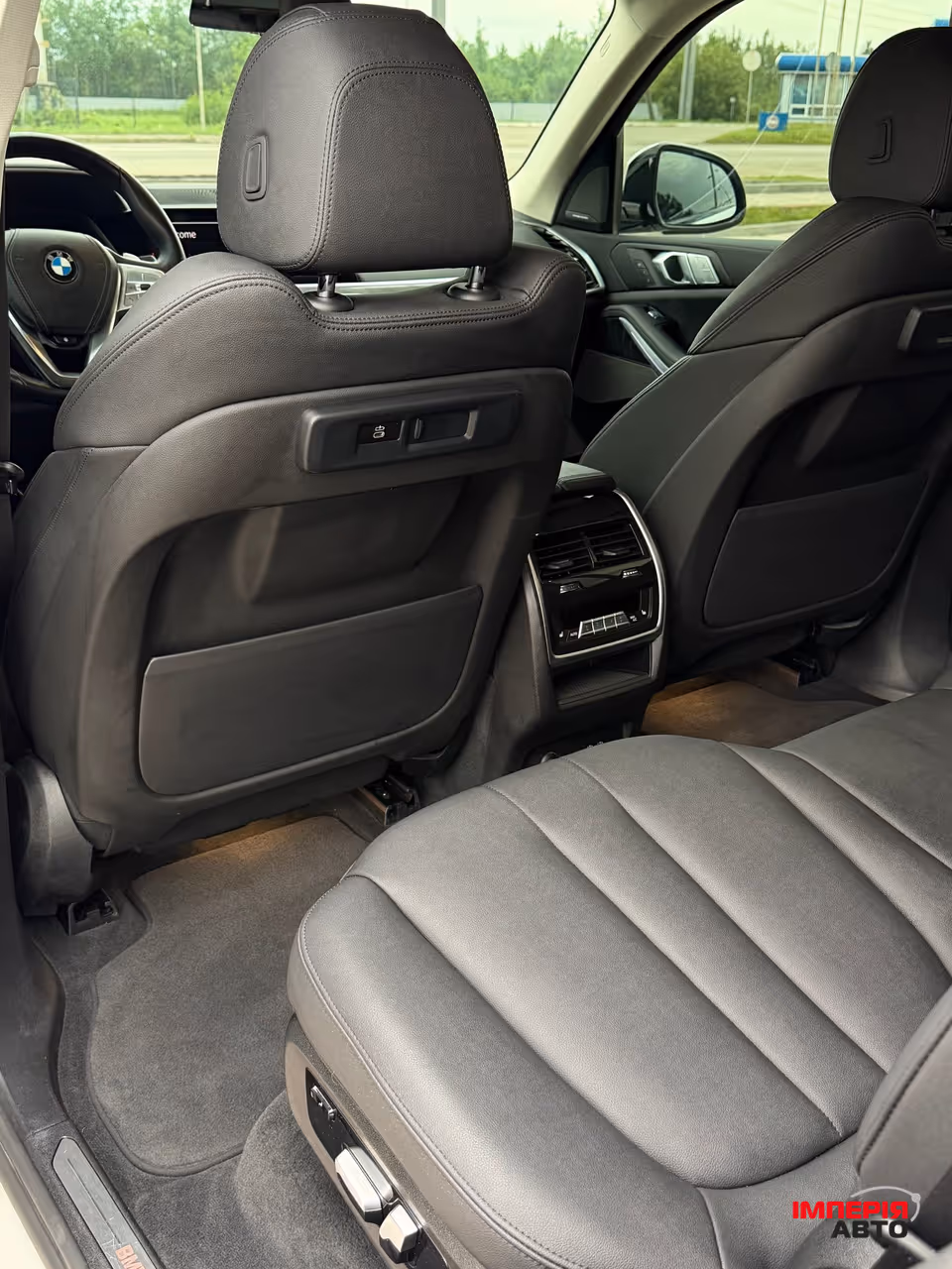 BMW X7 - фото 34