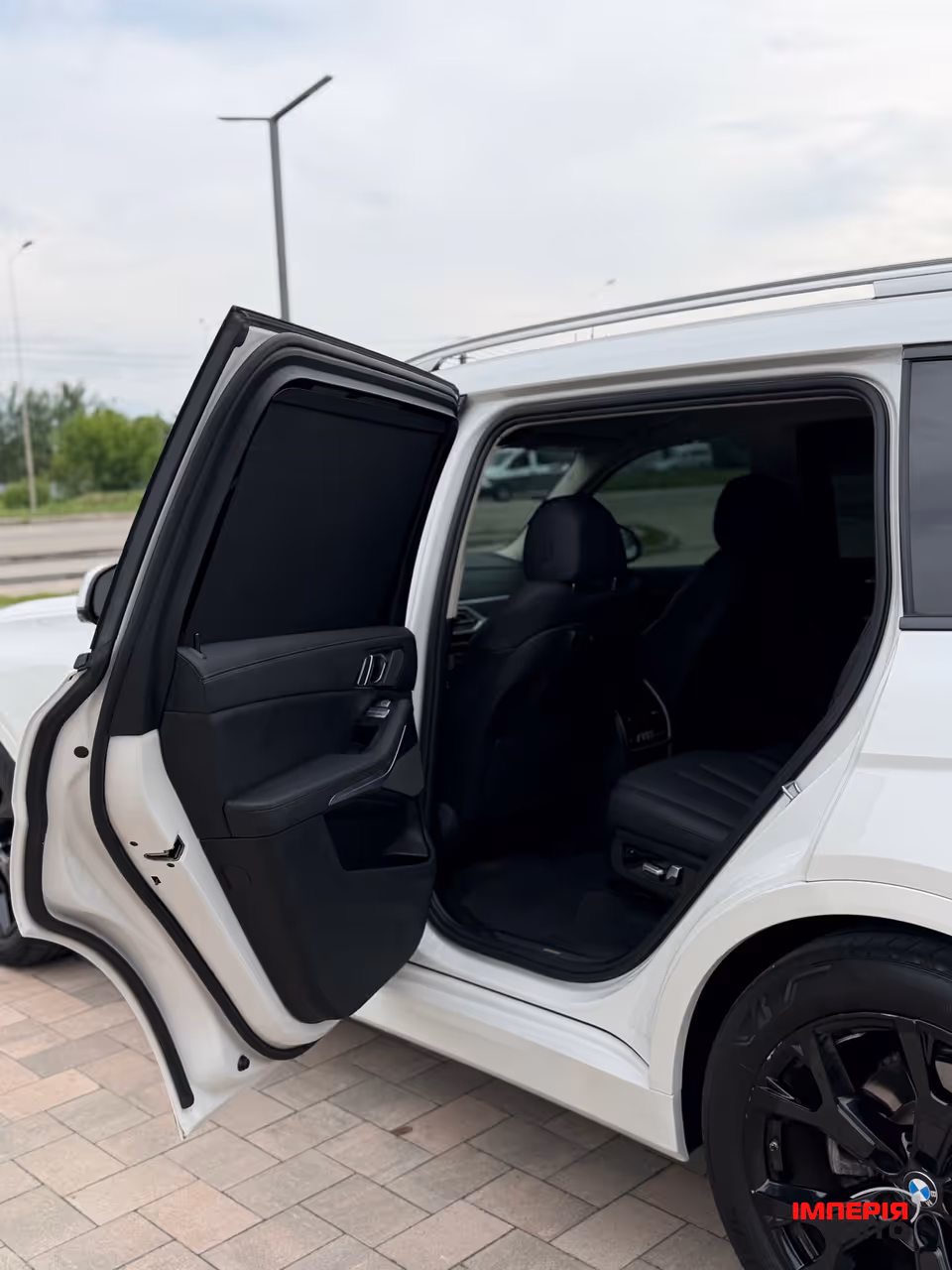 BMW X7 - фото 32