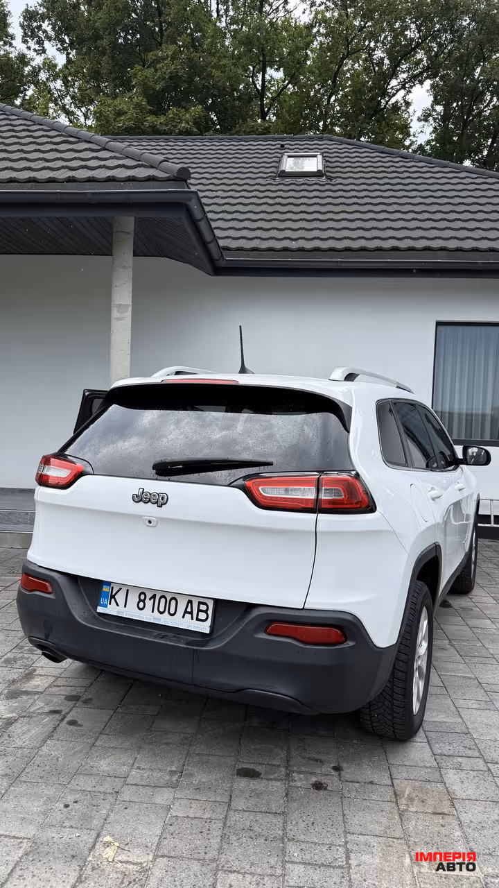 Jeep Cherokee - фото 10