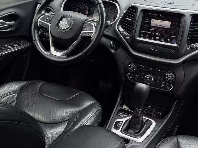 Jeep Cherokee - фото 5