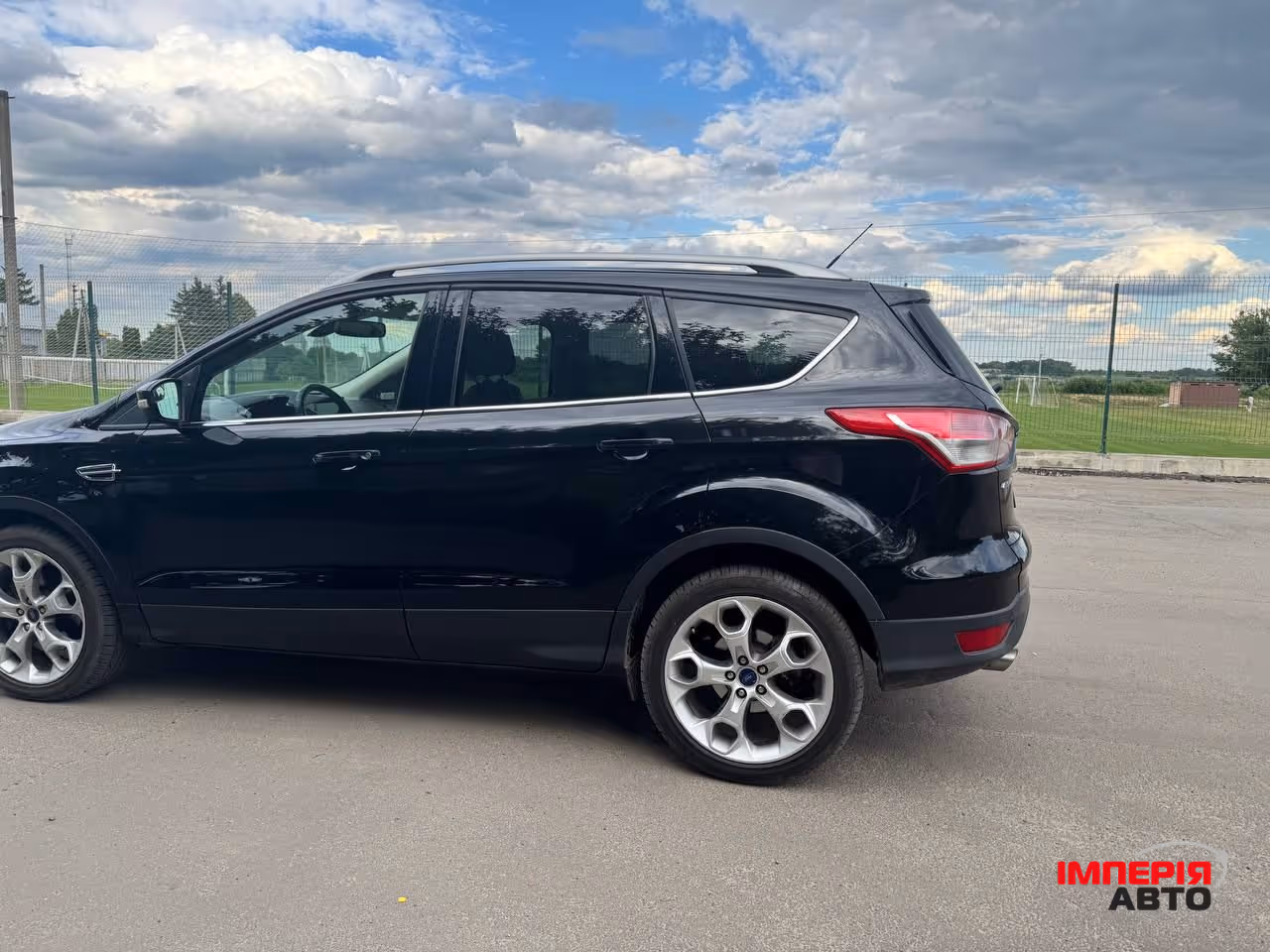 Ford Escape - фото 12