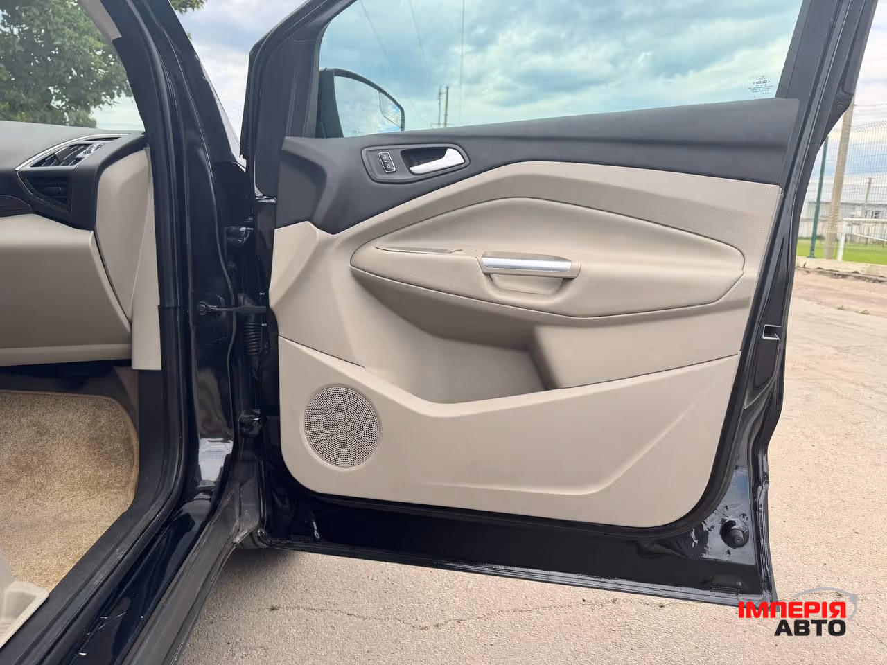 Ford Escape - фото 27