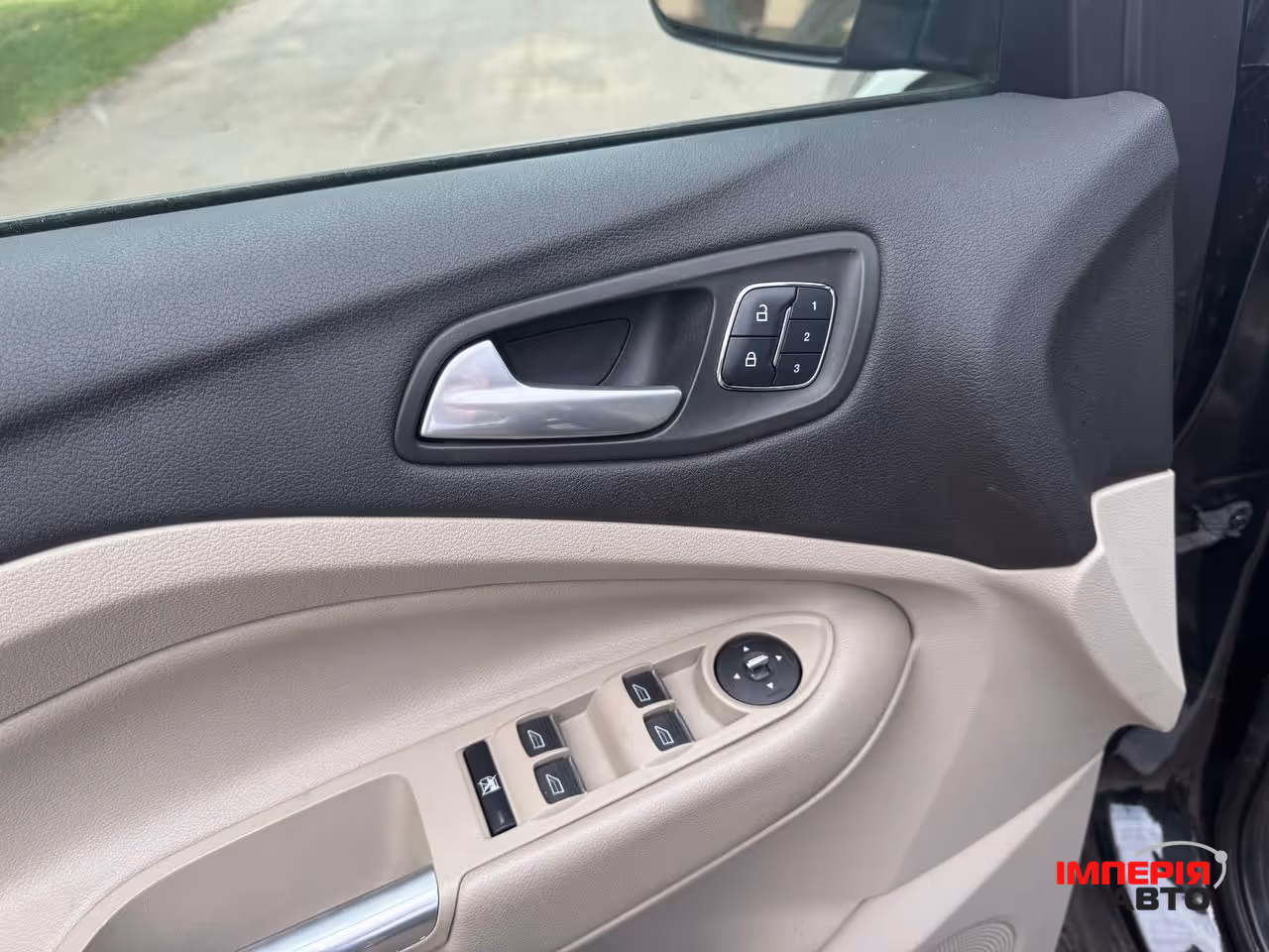 Ford Escape - фото 29