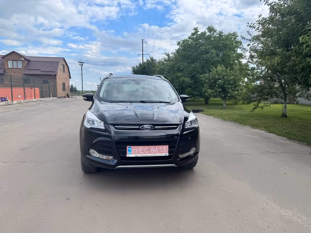 Ford Escape - фото 1