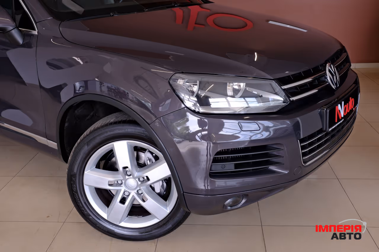 Volkswagen Touareg - фото 3