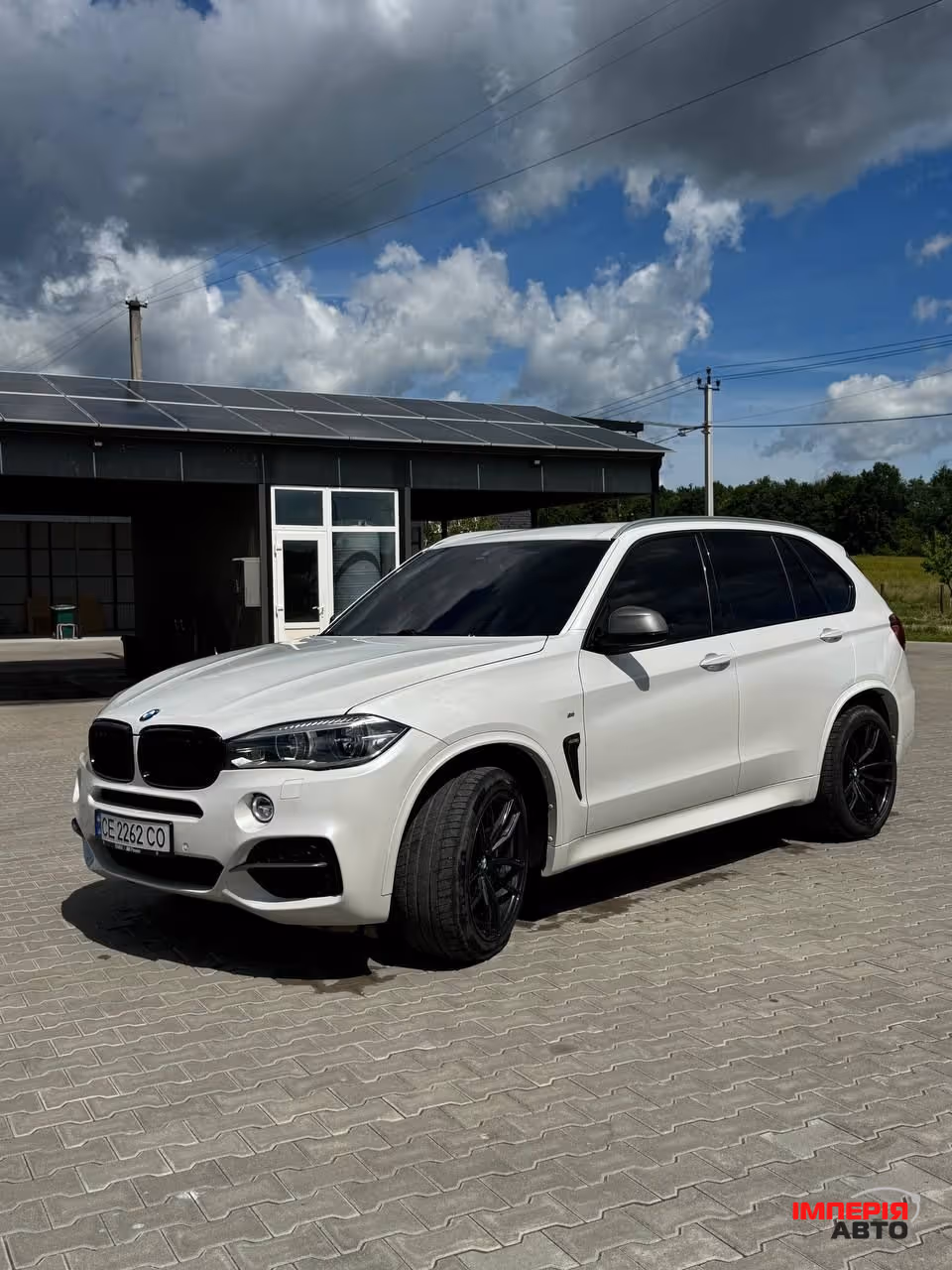 BMW X5 - фото 1