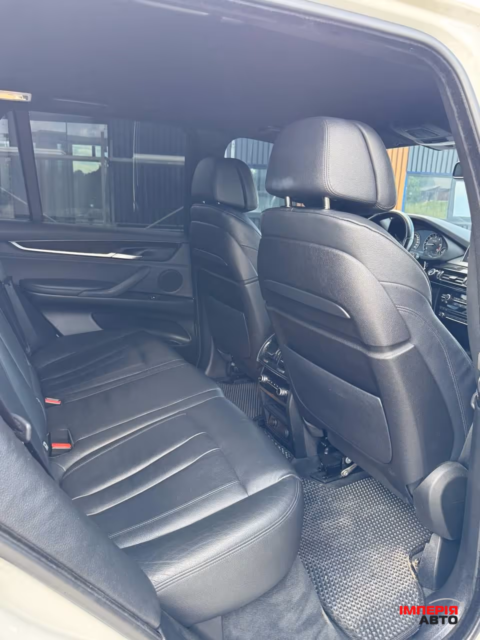 BMW X5 - фото 19