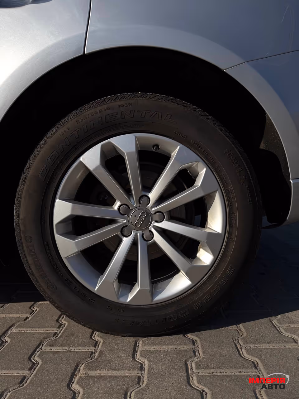 Audi Q5 - фото 14