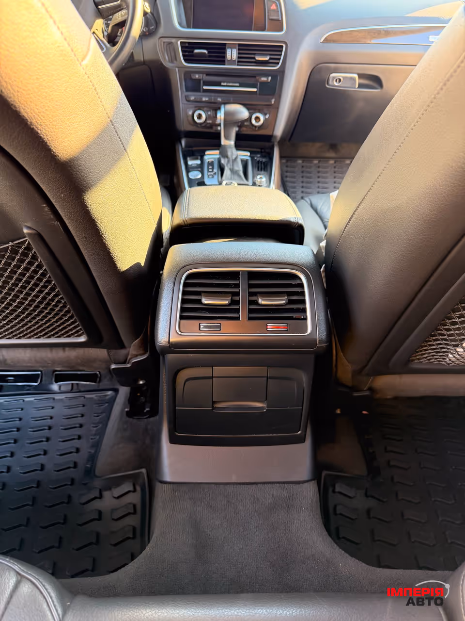 Audi Q5 - фото 8